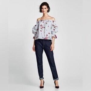 Zara Off Shoulders Floral Blouse Size XS